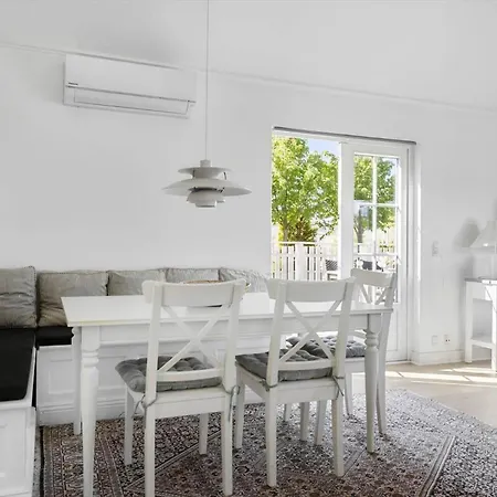 1061-n-vejby-lundebakken-1 *