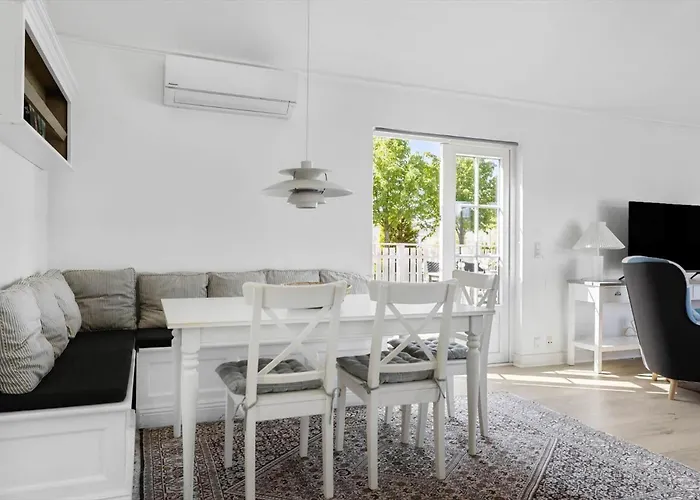 Holiday home 1061-n-vejby-lundebakken-1 *